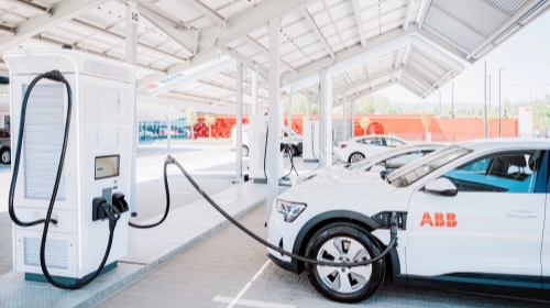 廣州充電場站0.3MW/0.645MWh充電樁項(xiàng)目